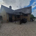 Lovely With Views Of Fields Hébergement de vacances
