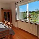 Hébergement de vacances Lovely With Views Of Fields *