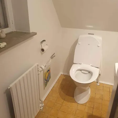 Lovely With Views Of Fields *