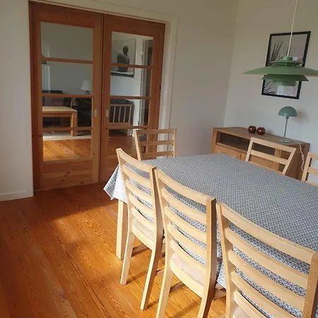 Lovely With Views Of Fields * Lebol