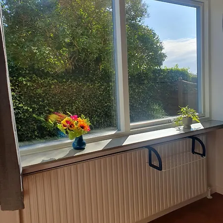 Lovely With Views Of Fields Hébergement de vacances Lebol
