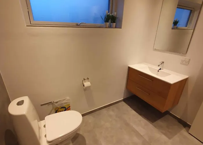 Lovely With Views Of Fields *